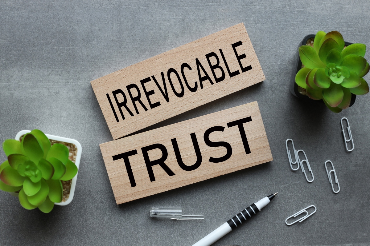 pros and cons of irrevocable trusts